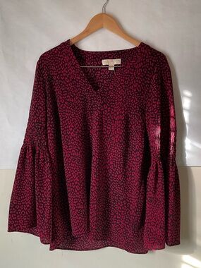 Michael Kors Raspberry Black Animal Print Blouse Medium NWT V Neck